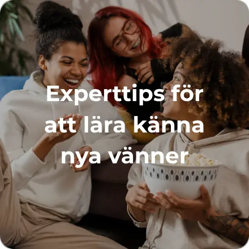 Tre kvinnor skrattar tillsammans och umgås – illustration av att skapa nya vänner